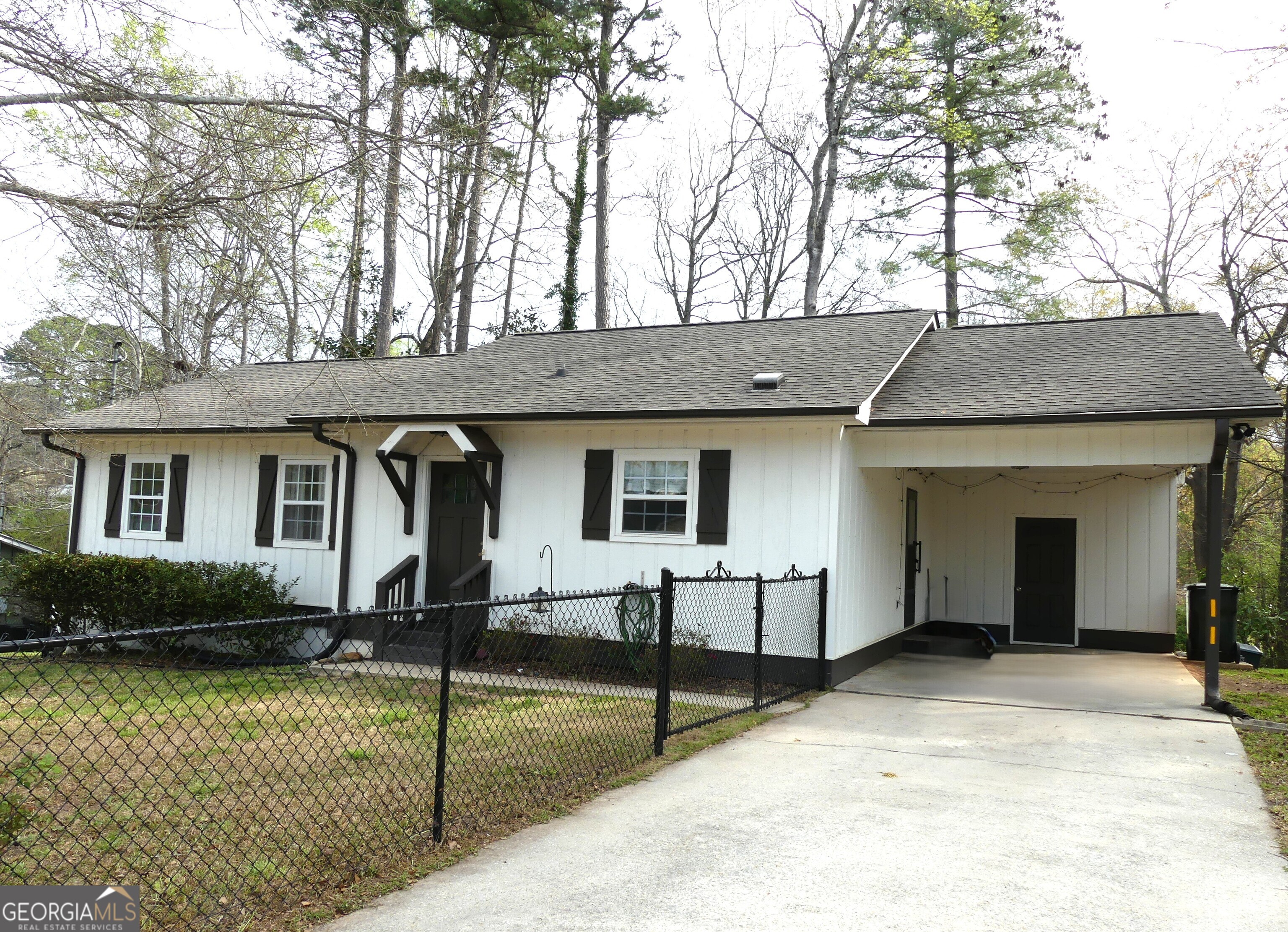 185 Stancil Drive Toccoa, GA 30577 - Photo 1 of 36 a view of a house with a backyard and a tree