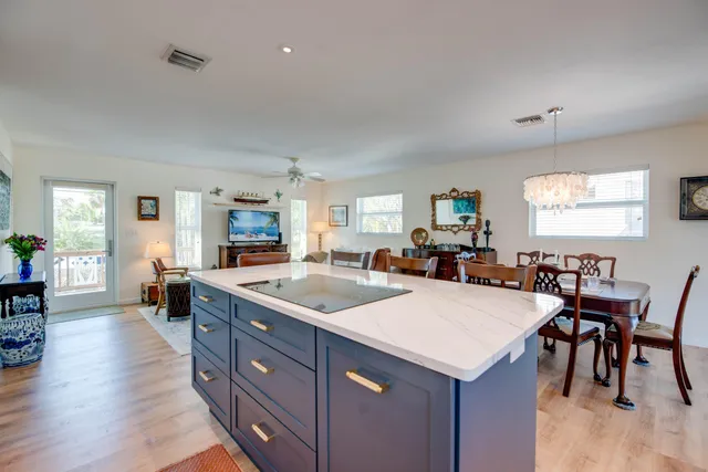 $837,500 | 29115 Rose Drive, Big Pine Key, FL 33043