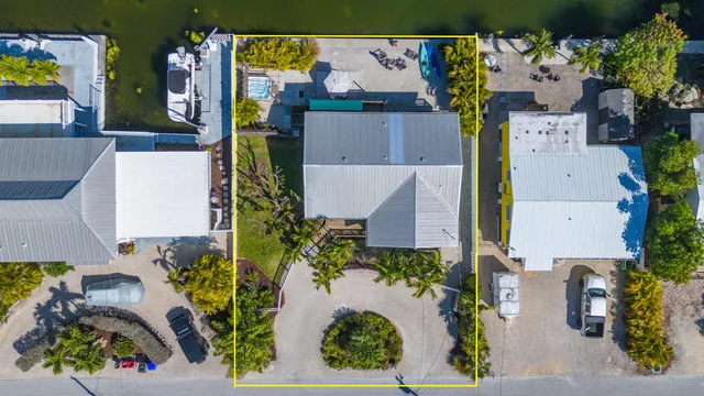 $837,500 | 29115 Rose Drive, Big Pine Key, FL 33043