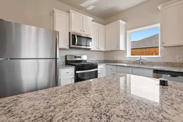 $1,960 | 10351 Red Cardinal Drive, Cleveland, TX 77328