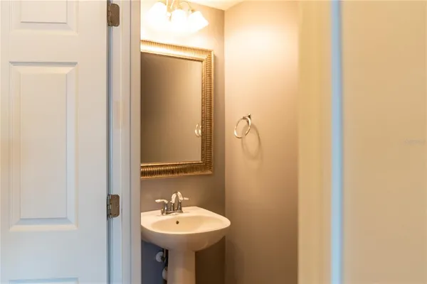 $2,300 | 3733 Eagle Preserve Point, Sanford, FL 32773