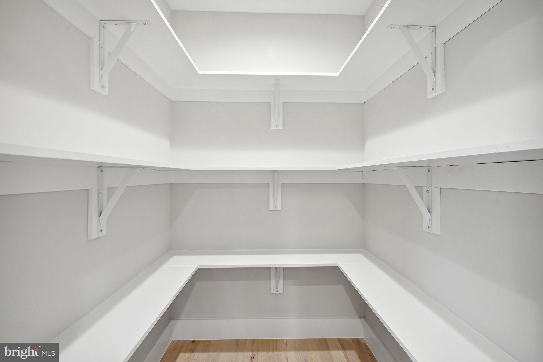 1256 Cresthaven Drive Silver Spring, MD 20903 - Photo 13 of 26