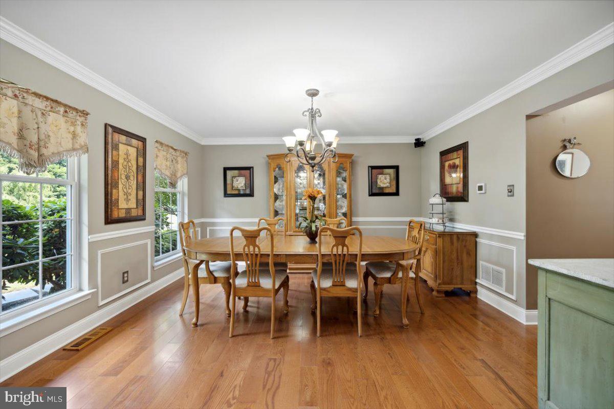1307 Longmeadow Road Garnet Valley, PA 19060 - Photo 8 of 25 Formal Dining