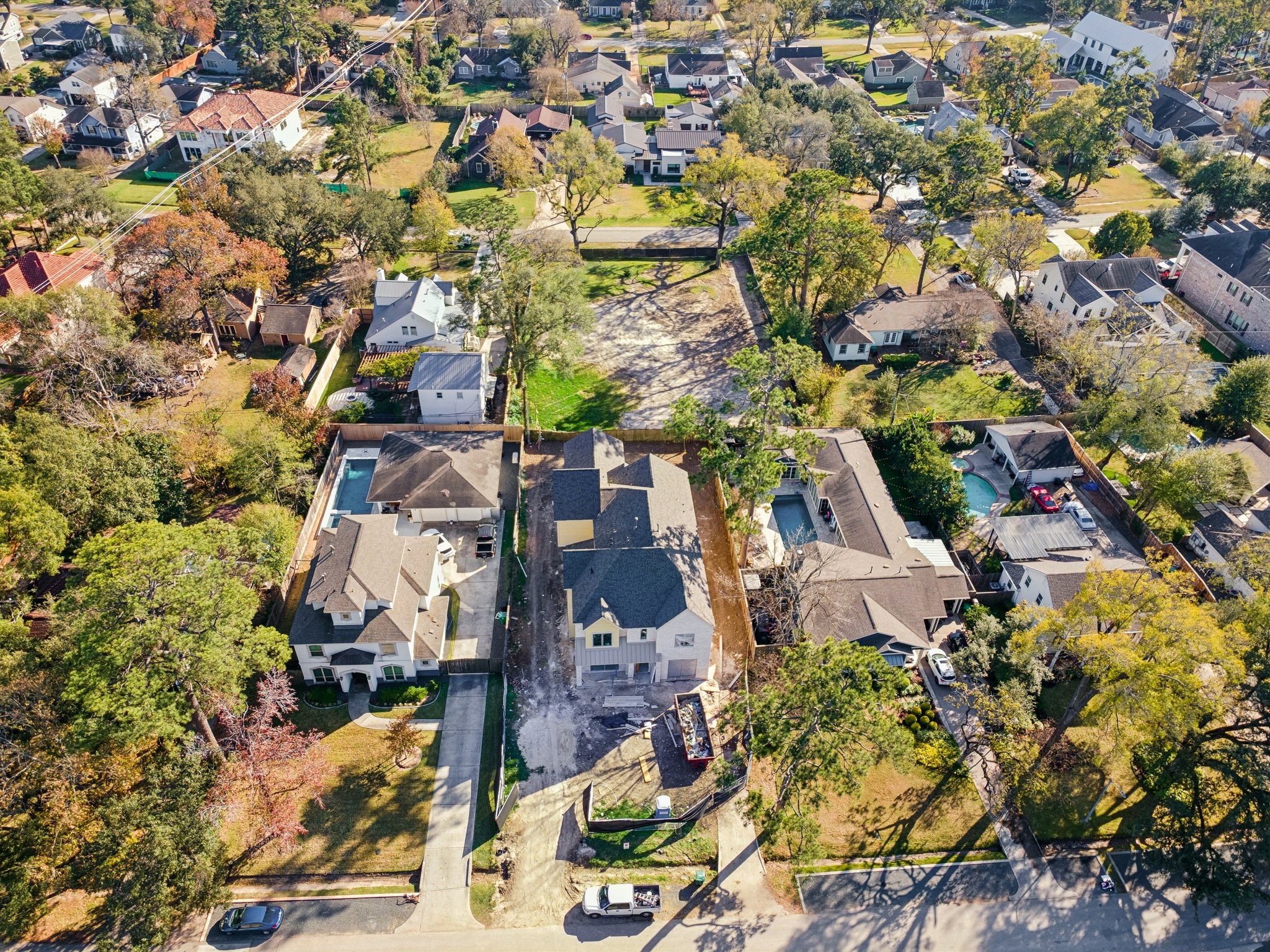 515 West 33rd Street Houston, TX 77018 - Photo 30 of 30 an aerial view of residential houses with outdoor space