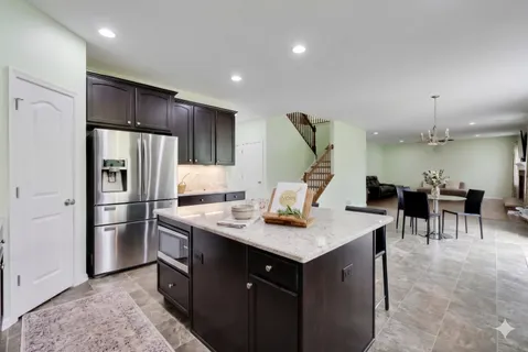 $599,900 | 3091 Longcommon Parkway, Elgin, IL 60124