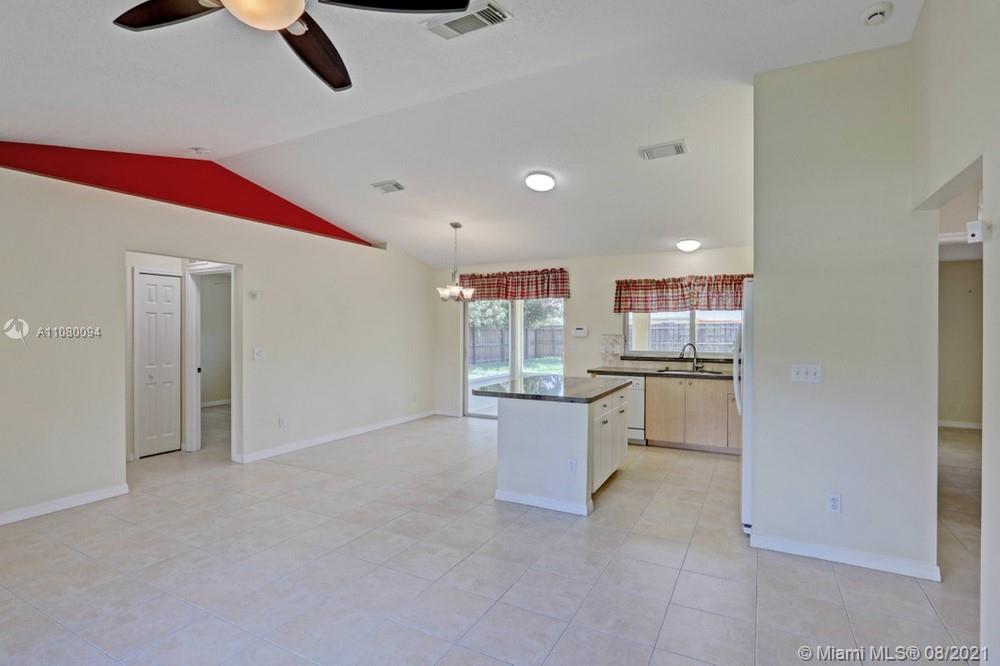 918 Southwest Longfellow Road, Unit 918 Port St. Lucie, FL 34953 - Photo 12 of 53