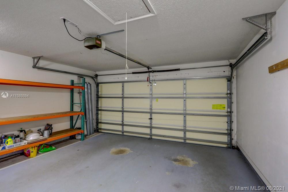 918 Southwest Longfellow Road, Unit 918 Port St. Lucie, FL 34953 - Photo 40 of 53 a view of a room with toys