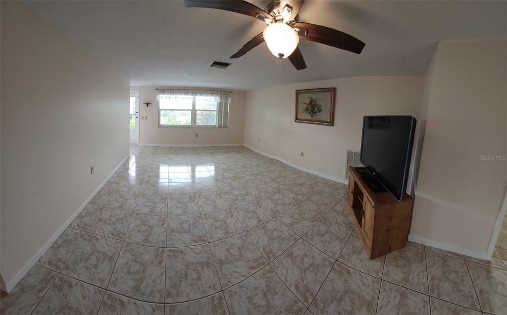 1010 Gulf Road Tarpon Springs, FL 34689 - Photo 10 of 13