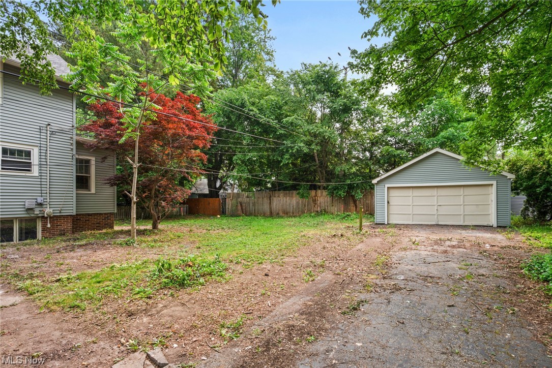 319 Bayview Road Bay Village, OH 44140 - Photo 5 of 20 Gallery Image 5