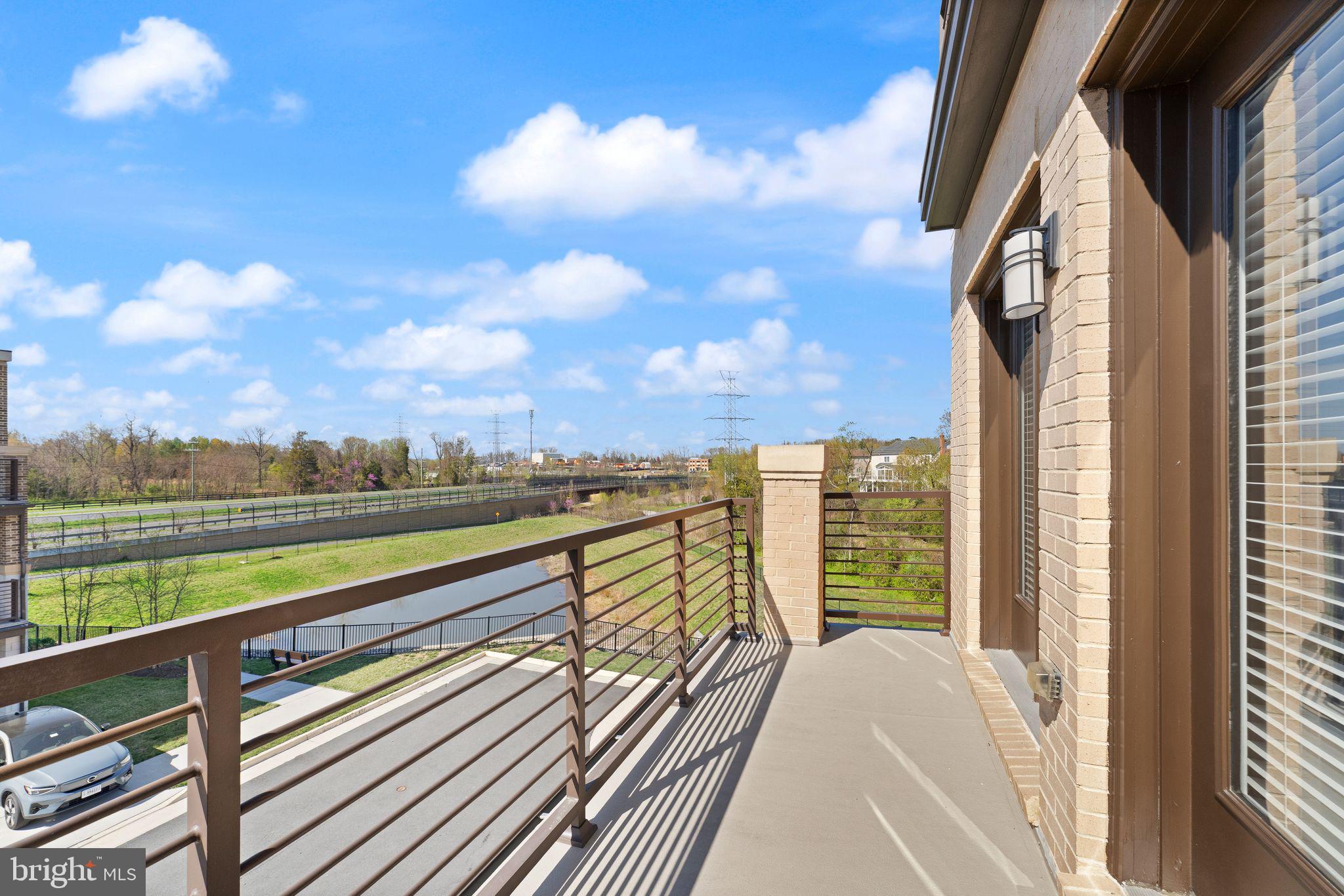 20052 Old Line Terrace Ashburn, VA 20147 - Photo 33 of 67 a view of balcony with couch