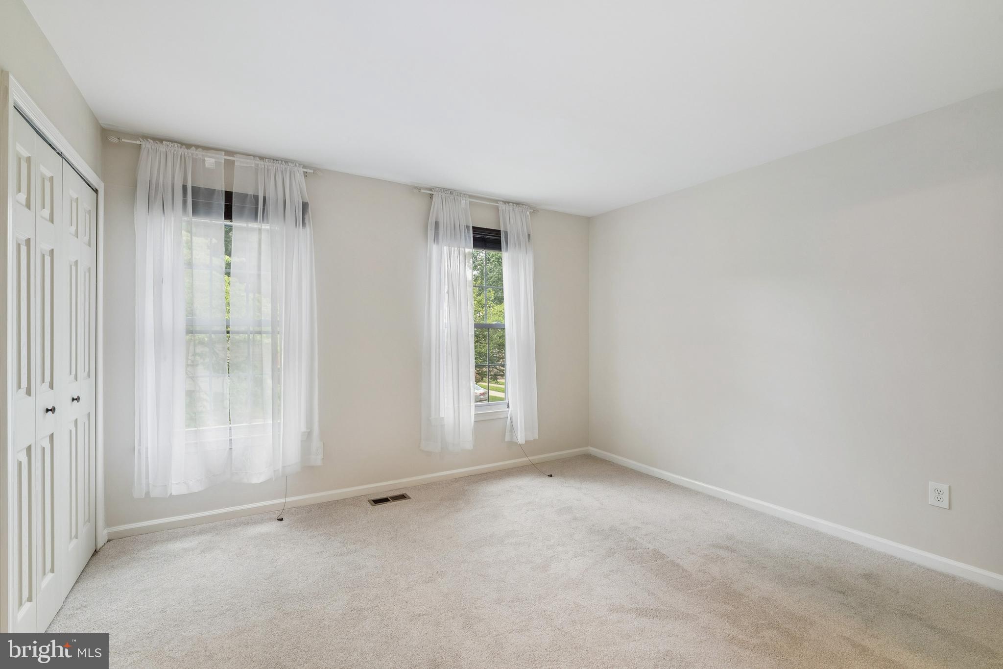 8482 Springfield Oaks Drive Springfield, VA 22153 - Photo 13 of 27 Gallery Image 13