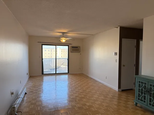 $2,700 | 2353 Massachusetts Avenue, Unit 37, Cambridge, MA 02140