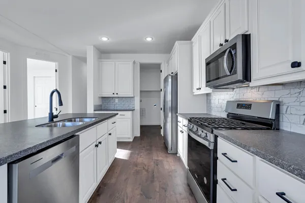 $185,000 | 808 Butternut Trail, Redding, CA 96003