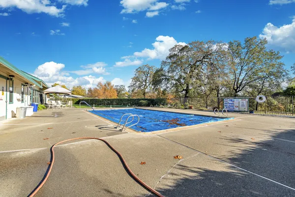 $185,000 | 808 Butternut Trail, Redding, CA 96003