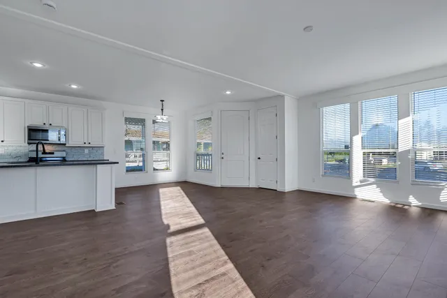 $189,900 | 808 Butternut Trail, Redding, CA 96003