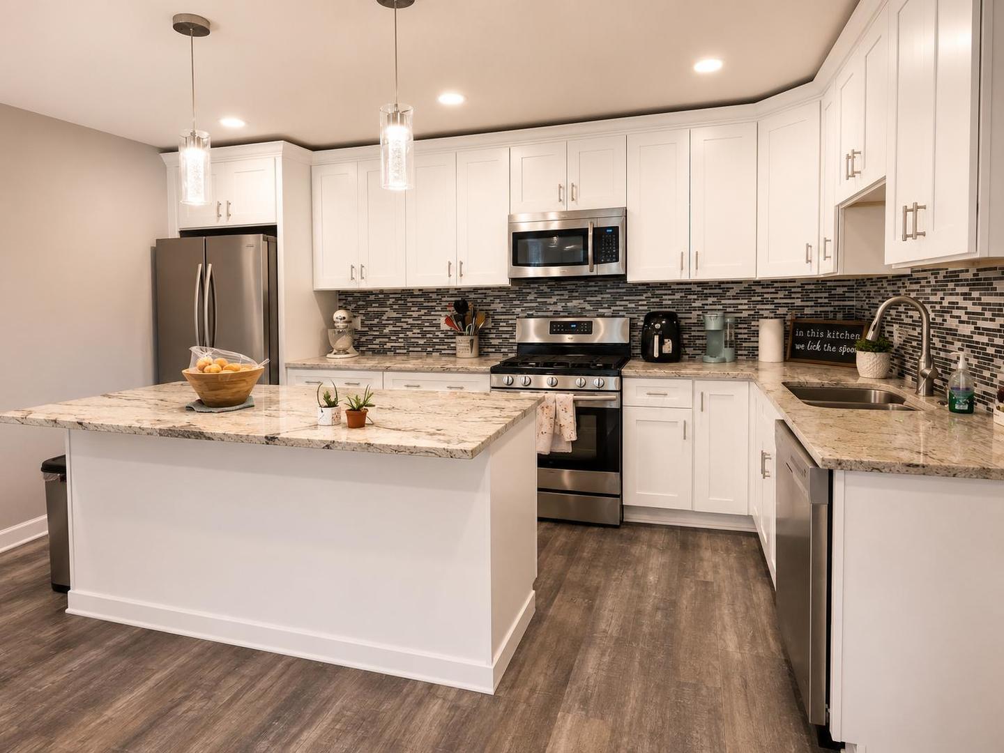 840 Inverrary Lane, Unit 840 Deerfield, IL 60015 - Photo 7 of 19 Gallery Image 7