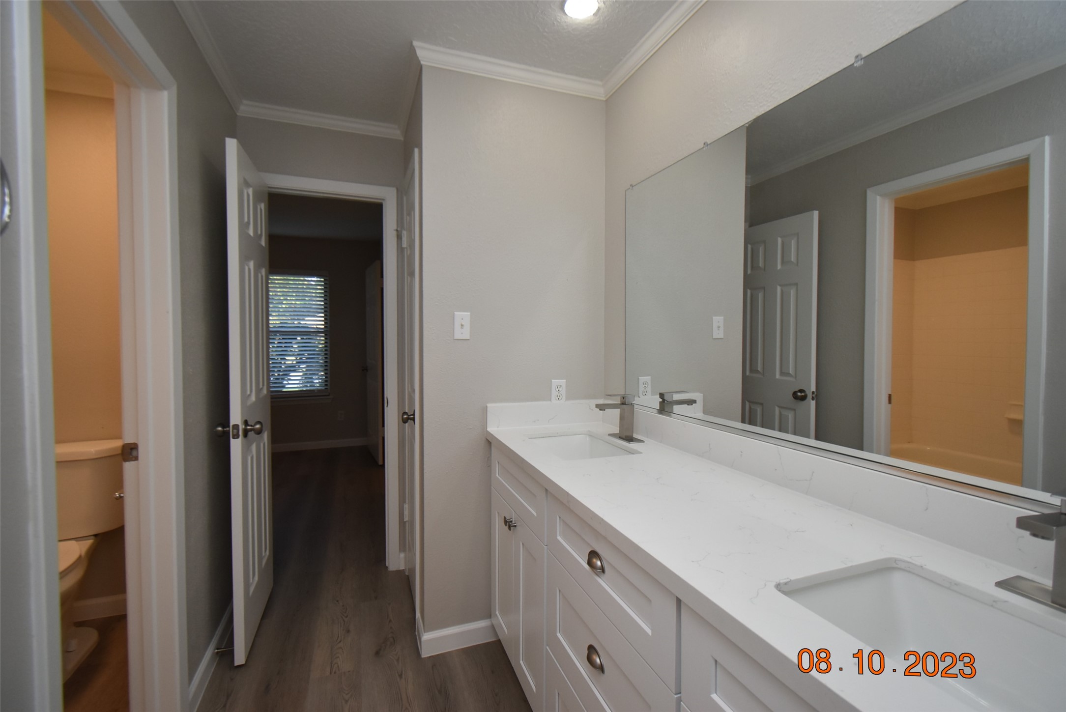 16702 Sheet Bend Way Friendswood, TX 77546 - Photo 11 of 22 a bathroom with a sink and a mirror