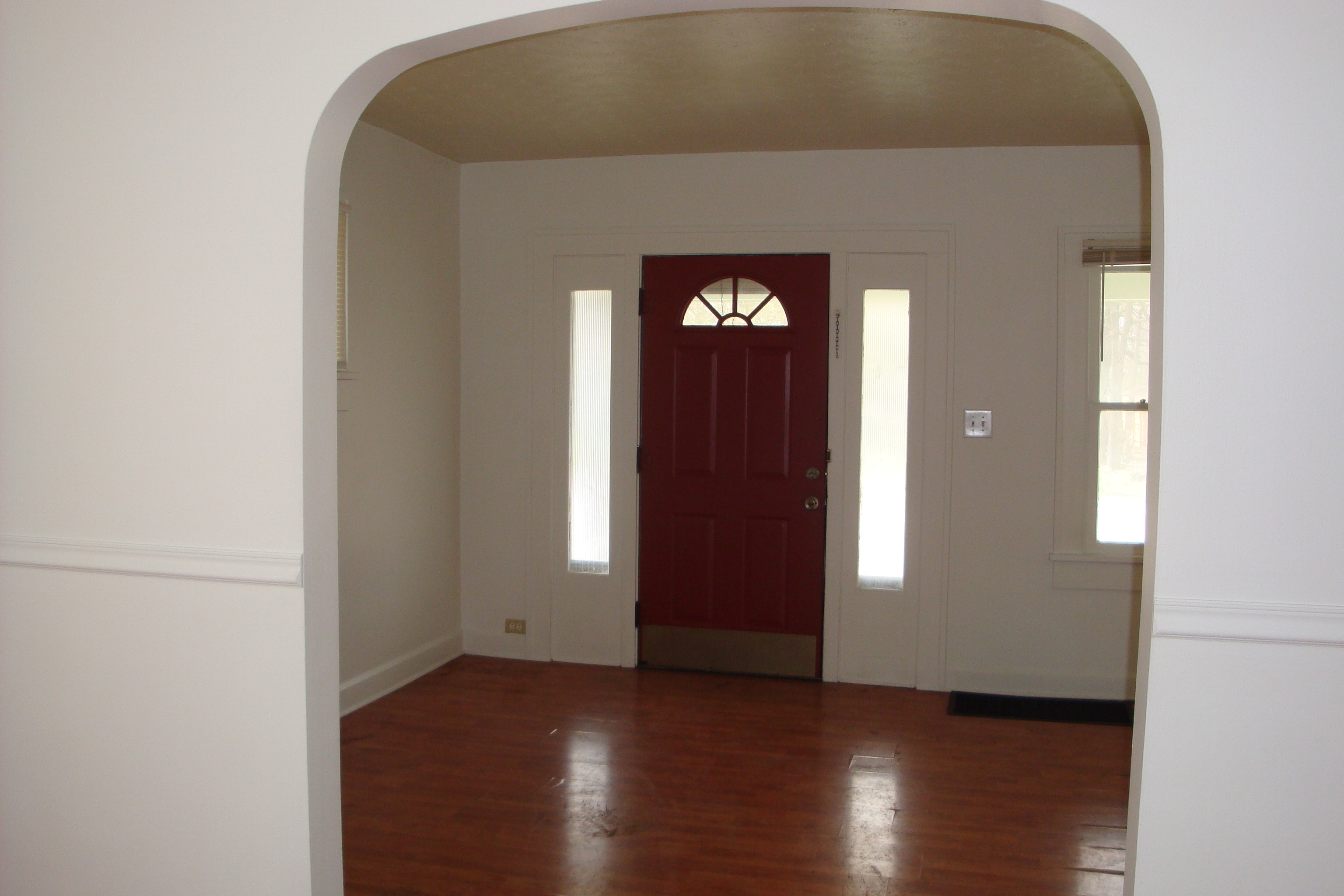 507 South Holt Road Indianapolis, IN 46241 - Photo 6 of 12 Gallery Image 6