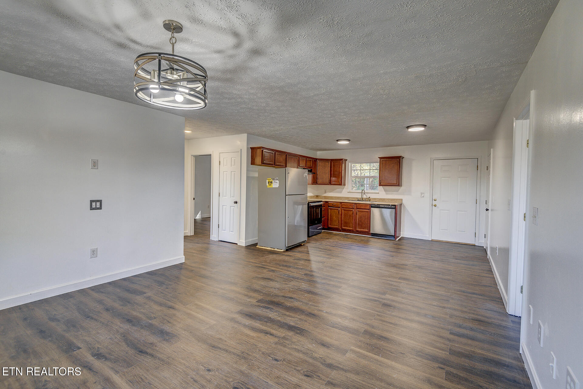 503 Long Avenue Newport, TN 37821 - Photo 2 of 25 Shandi-503-Long-Avenue-Newport_9405