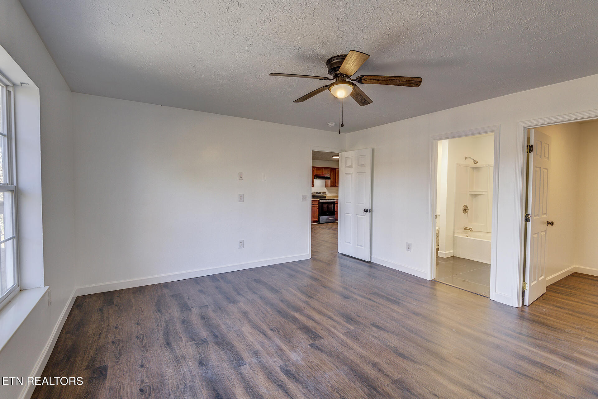 503 Long Avenue Newport, TN 37821 - Photo 6 of 25 Shandi-503-Long-Avenue-Newport_9447