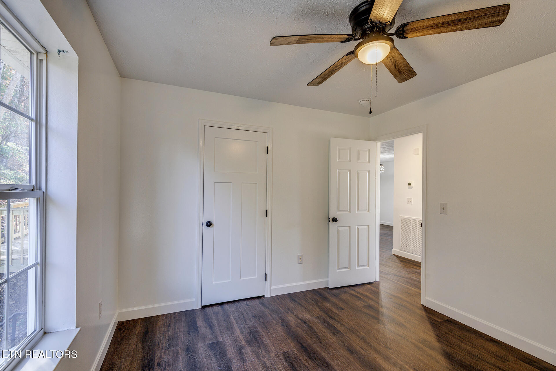 503 Long Avenue Newport, TN 37821 - Photo 10 of 25 Shandi-503-Long-Avenue-Newport_9491
