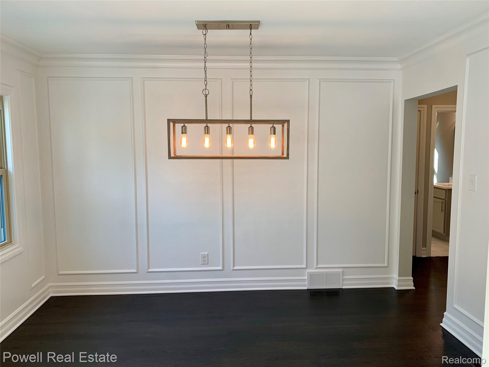 465 Kerby Road Grosse Pointe, MI 48236 - Photo 17 of 60 660E223D-0D40-496B-A651-2131B66429FD.jpeg