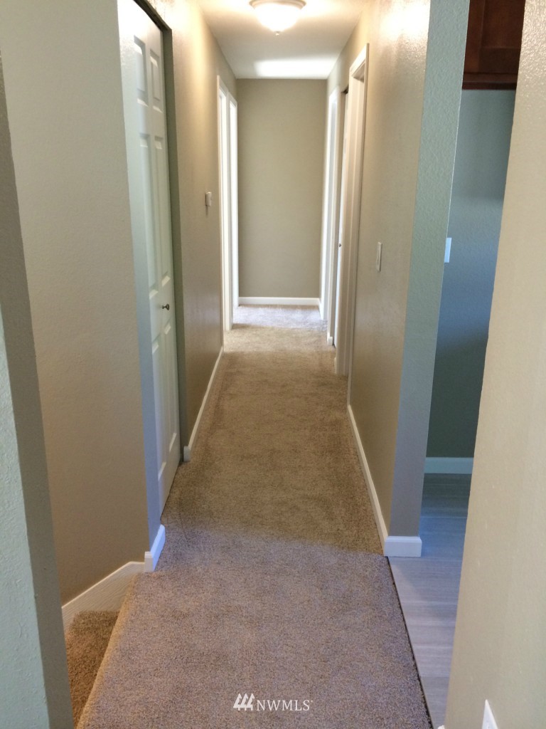 18827 110th Court Southeast Renton, WA 98055 - Photo 13 of 25 Gallery Image 13