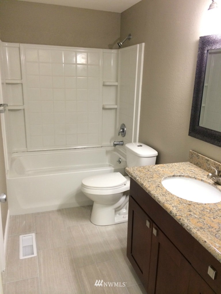 18827 110th Court Southeast Renton, WA 98055 - Photo 15 of 25 Gallery Image 15