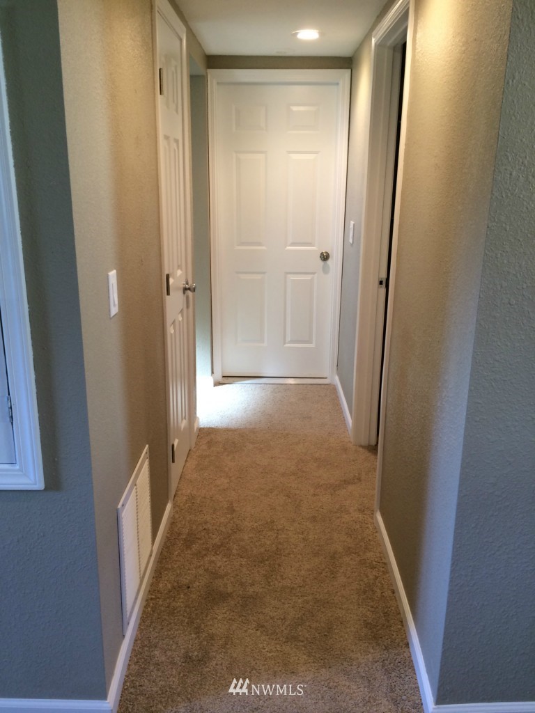 18827 110th Court Southeast Renton, WA 98055 - Photo 17 of 25 Gallery Image 17