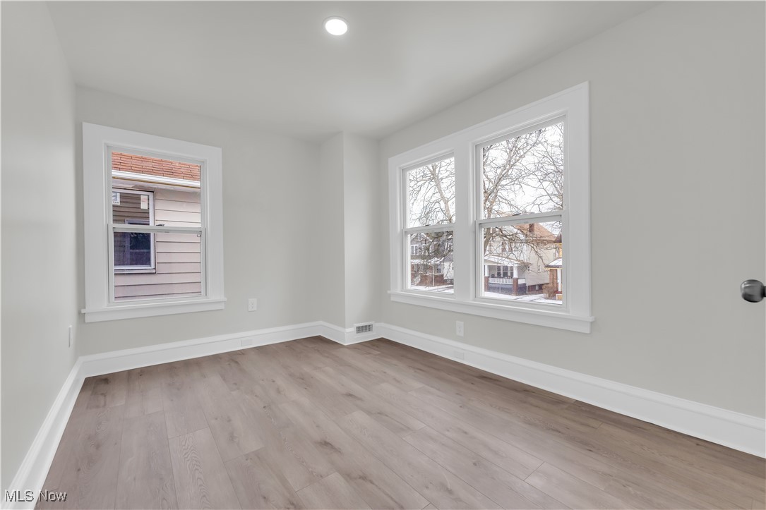 3295 Yorkshire Road Cleveland Heights, OH 44118 - Photo 18 of 49