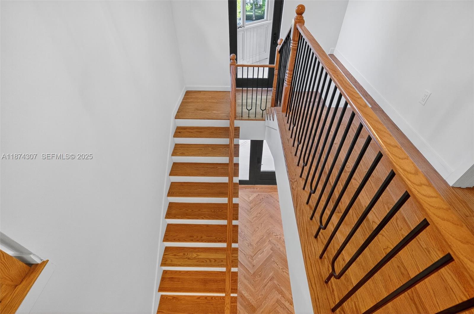 2330 Overbrook Street Coconut Grove, FL 33133 - Photo 29 of 91