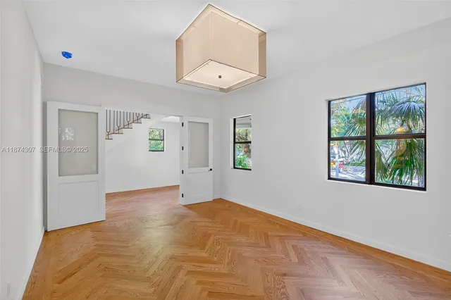 $4,900,000 | 2330 Overbrook Street, Coconut Grove, FL 33133