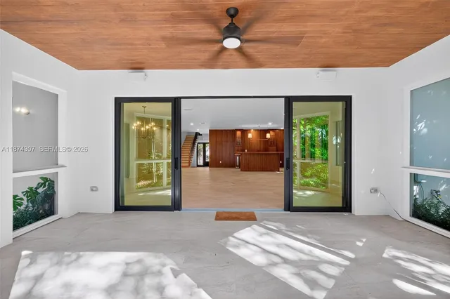 $4,900,000 | 2330 Overbrook Street, Coconut Grove, FL 33133