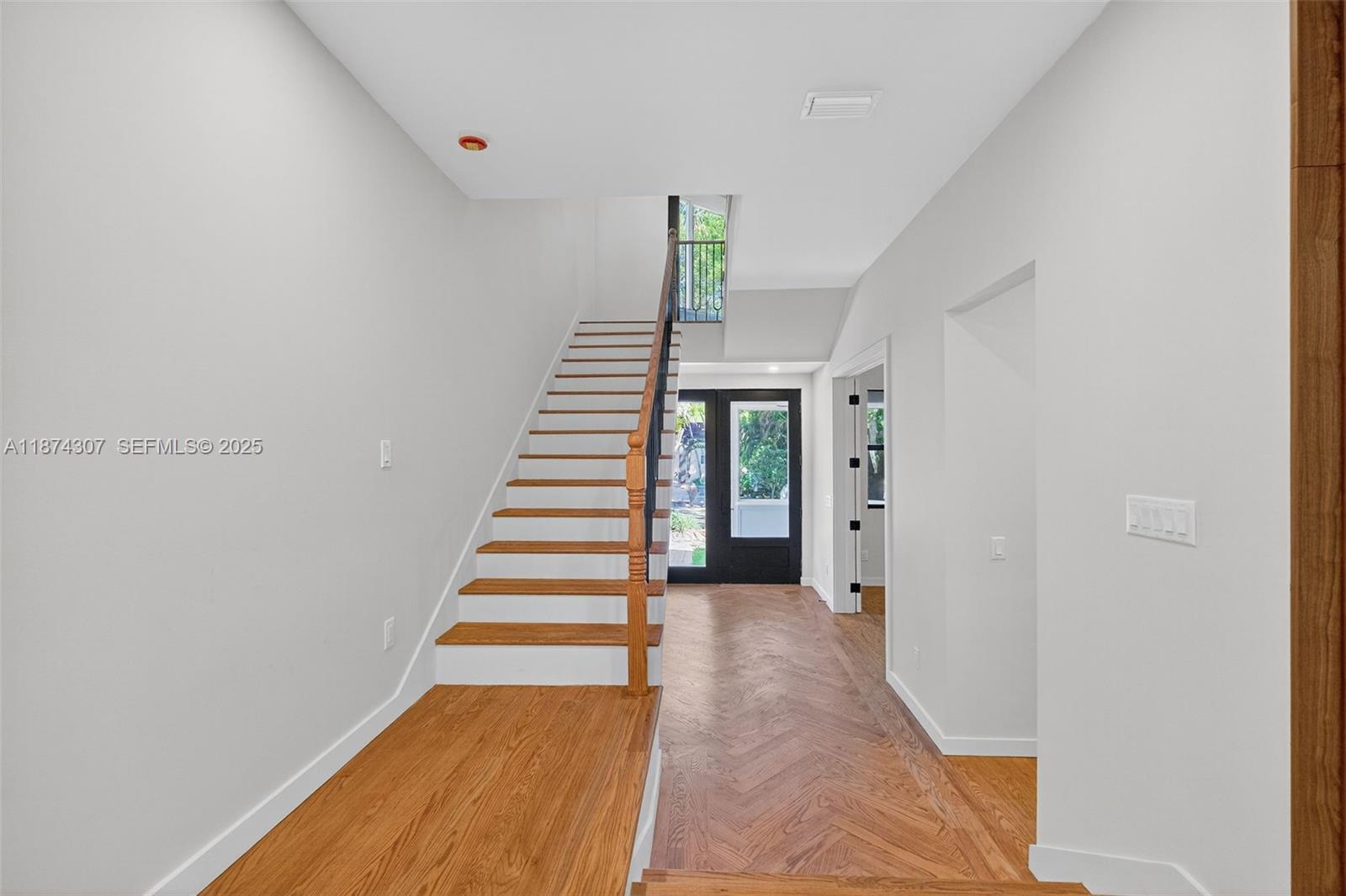 2330 Overbrook Street Coconut Grove, FL 33133 - Photo 7 of 91