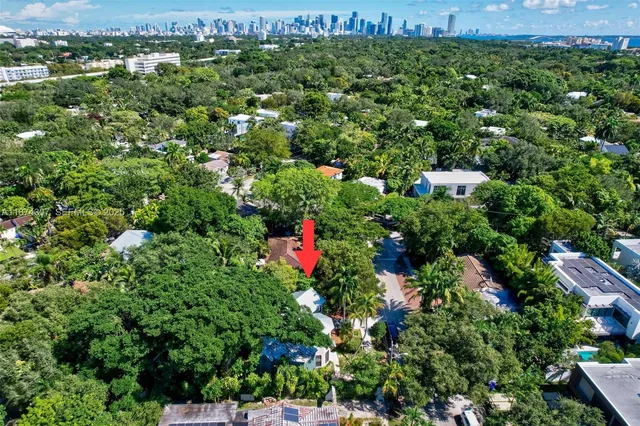 $4,900,000 | 2330 Overbrook Street, Coconut Grove, FL 33133