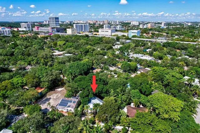 $4,900,000 | 2330 Overbrook Street, Coconut Grove, FL 33133