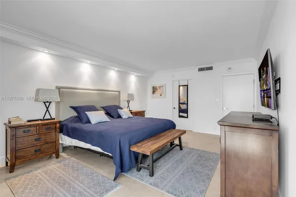 $1,350,000 | 1121 Crandon Boulevard, Unit E1203, Key Biscayne, FL 33149