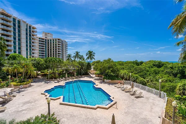 $1,350,000 | 1121 Crandon Boulevard, Unit E1203, Key Biscayne, FL 33149