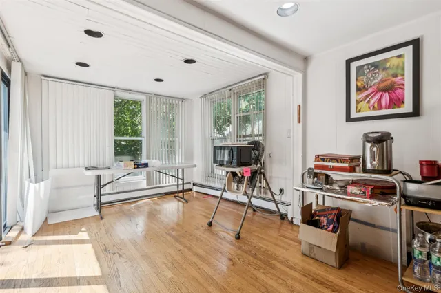 $1,298,000 | 219 Narrow Lane, Woodmere, NY 11598