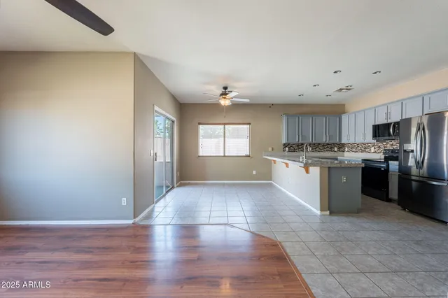 $1,900 | 11820 West Cambridge Avenue, Avondale, AZ 85392