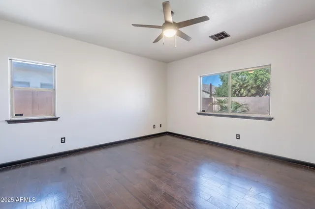 $1,900 | 11820 West Cambridge Avenue, Avondale, AZ 85392