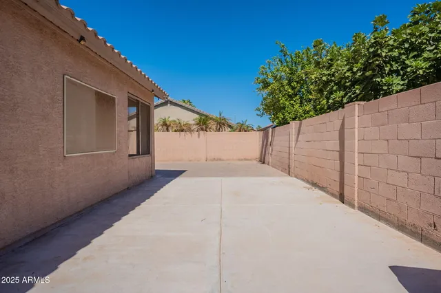 $1,900 | 11820 West Cambridge Avenue, Avondale, AZ 85392