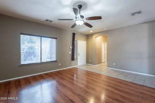 $1,900 | 11820 West Cambridge Avenue, Avondale, AZ 85392