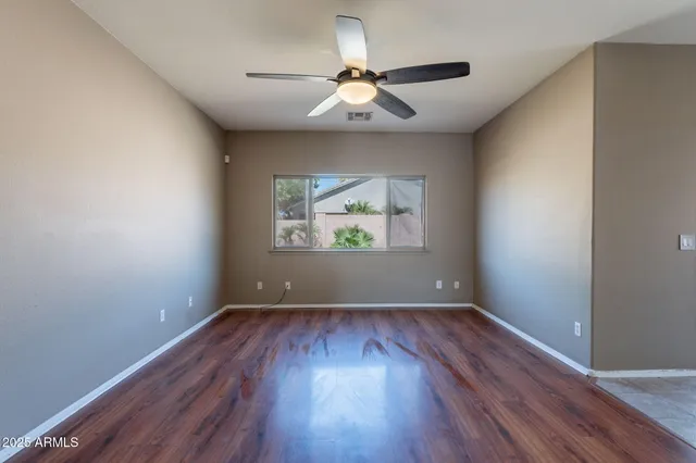 $1,900 | 11820 West Cambridge Avenue, Avondale, AZ 85392