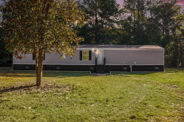 $239,900 | 108 Browns Family Place, Cross, SC 29436