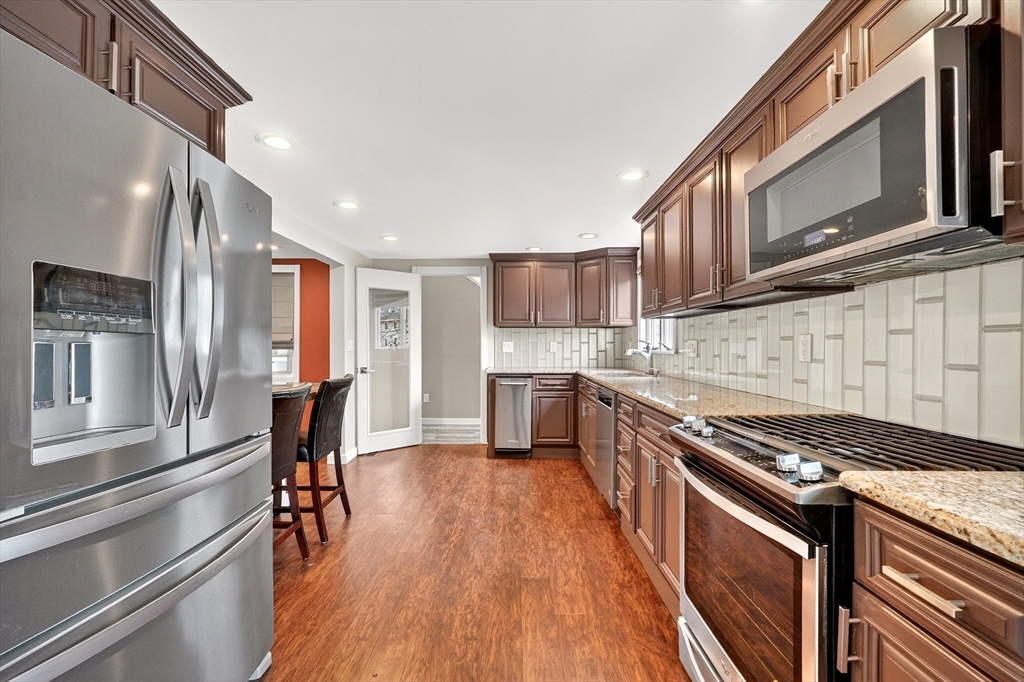 31 Water Street Saugus, MA 01906 - Photo 12 of 42