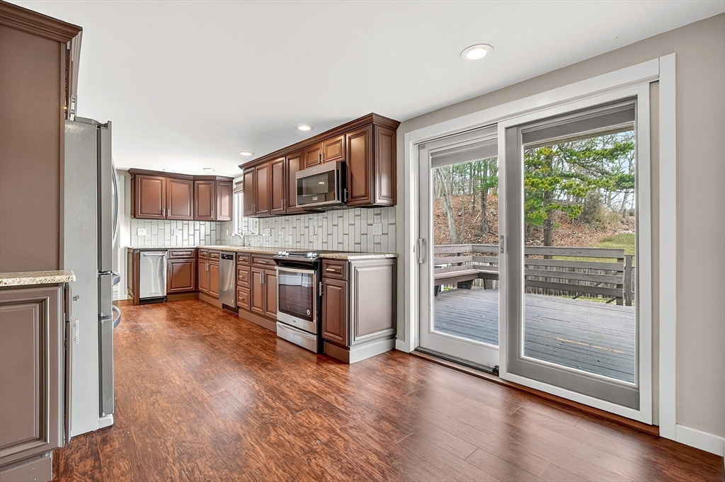 31 Water Street Saugus, MA 01906 - Photo 14 of 42