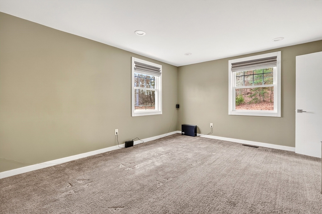 31 Water Street Saugus, MA 01906 - Photo 22 of 42