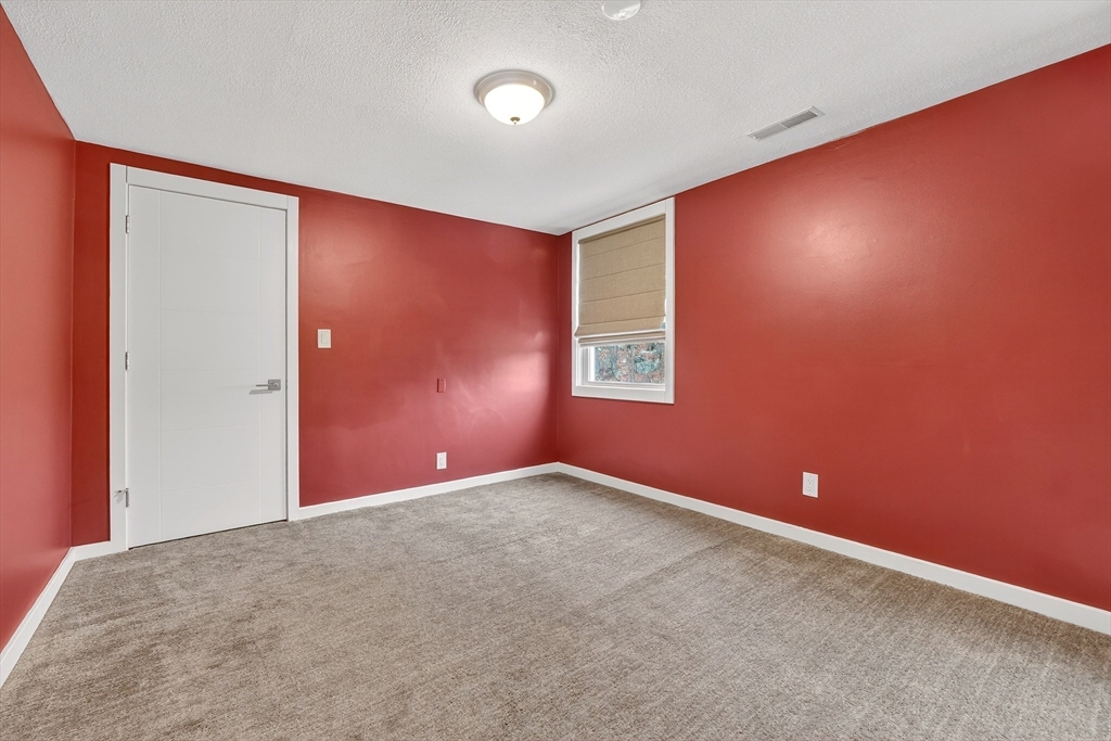 31 Water Street Saugus, MA 01906 - Photo 29 of 42