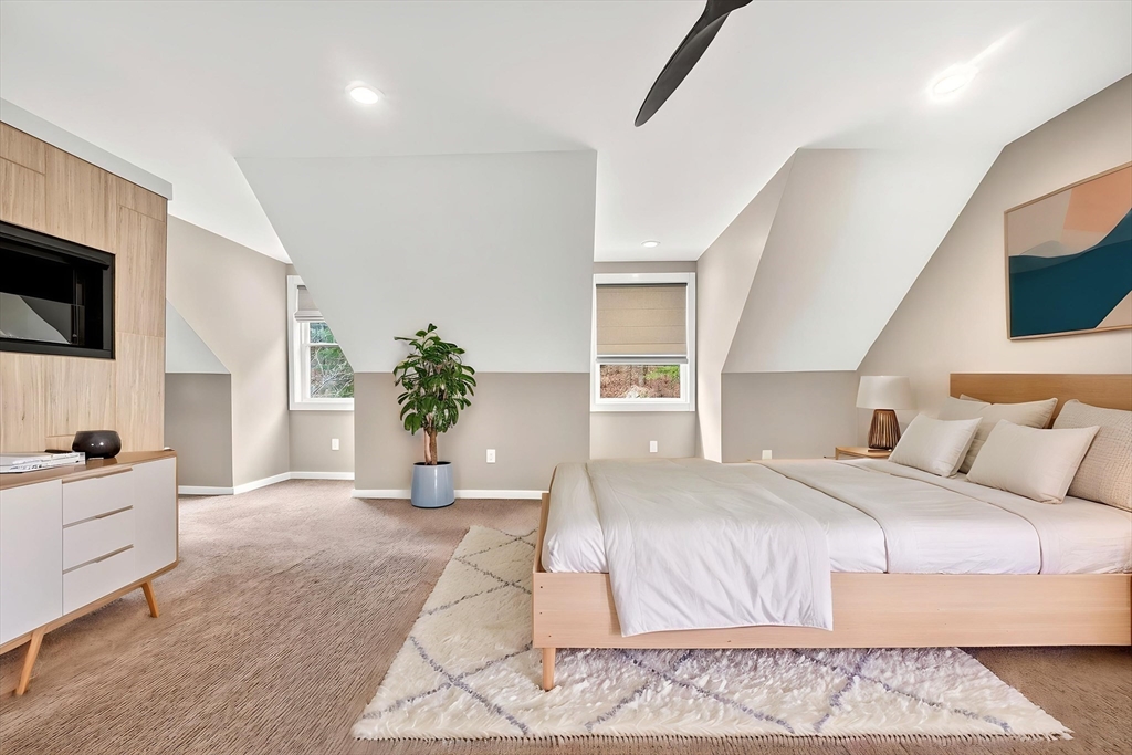 31 Water Street Saugus, MA 01906 - Photo 34 of 42